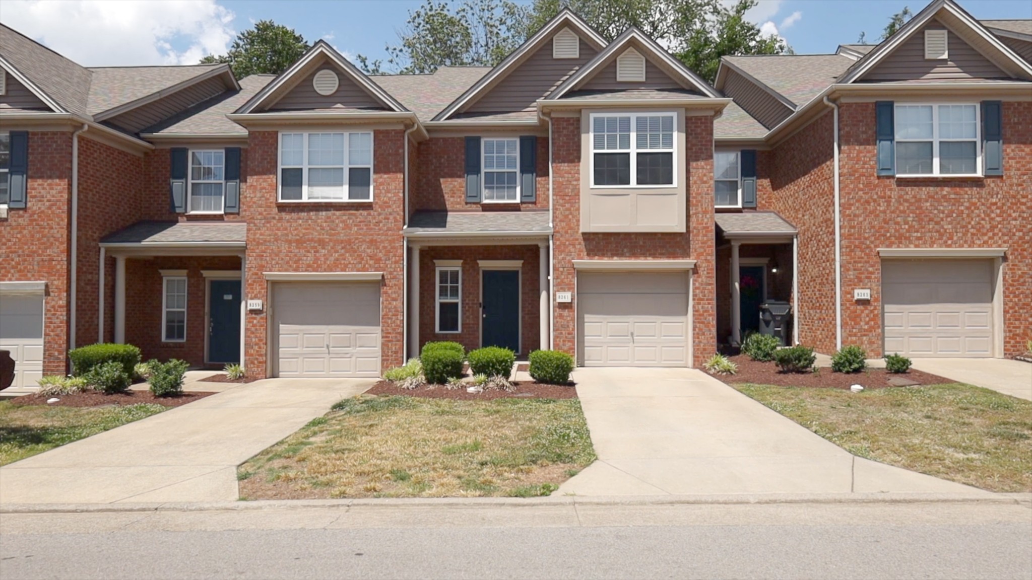 8261 Rossi Road Brentwood, TN 37027 - Photo 2 of 31