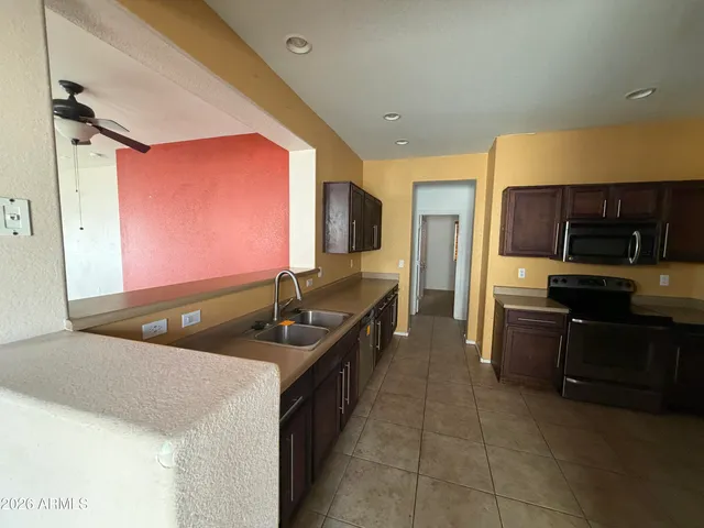 $259,900 | 34697 South Corral Drive, Red Rock, AZ 85145