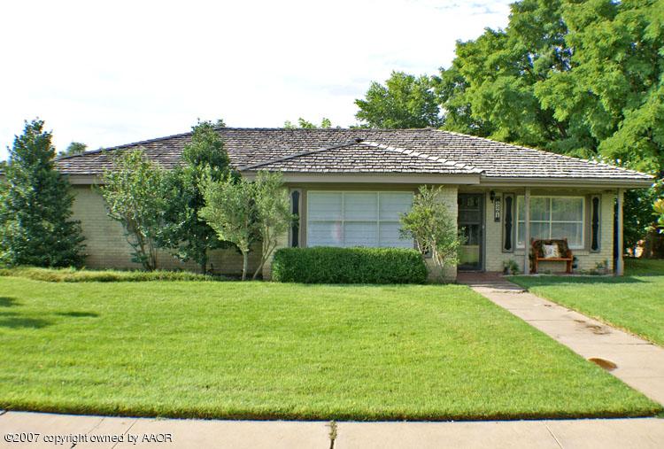 5201 Alvarado Road Amarillo, TX 79106 - Photo 1 of 11 Front