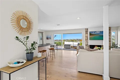 $2,100,000 | 215 Via San Andreas, San Clemente, CA 92672
