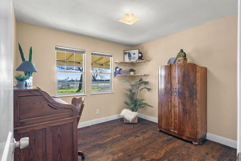 5801 Pleasant Valley Road Oakdale, CA 95361 - Photo 18 of 28