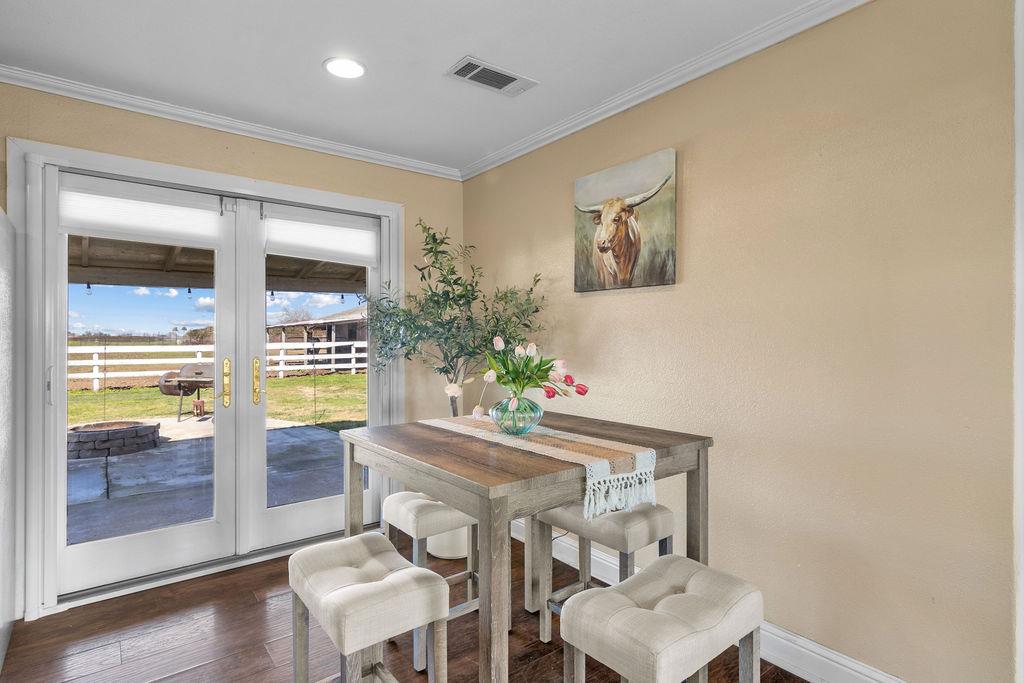 5801 Pleasant Valley Road Oakdale, CA 95361 - Photo 6 of 28