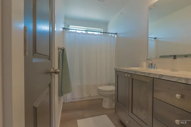 $365,900 | 2062 Lowline Avenue, Twin Falls, ID 83301