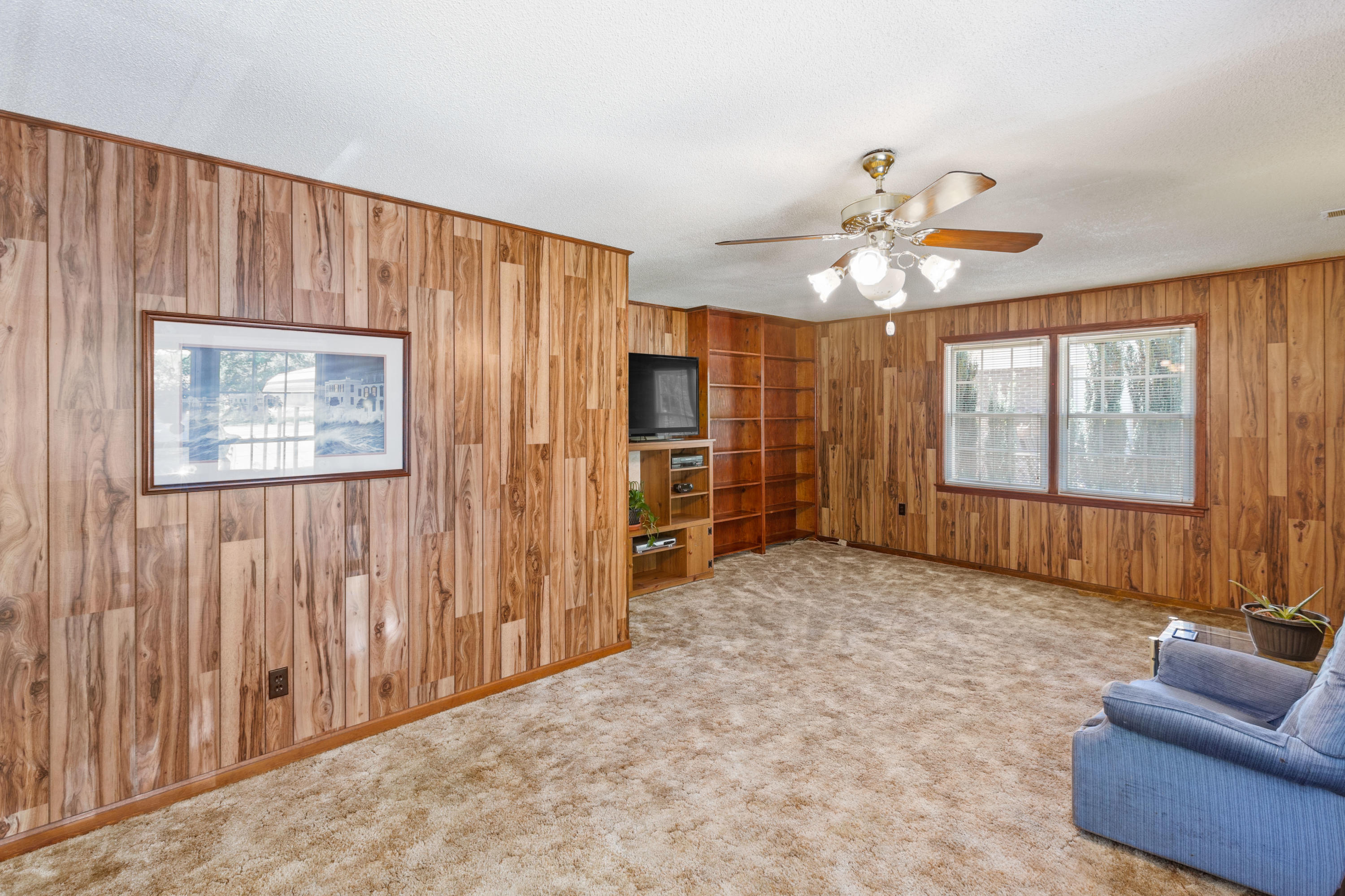 700 Beech Hill Road Summerville, SC 29485 - Photo 14 of 34 700_Beech_Hill_Rd_Brett_Martin_Photograp