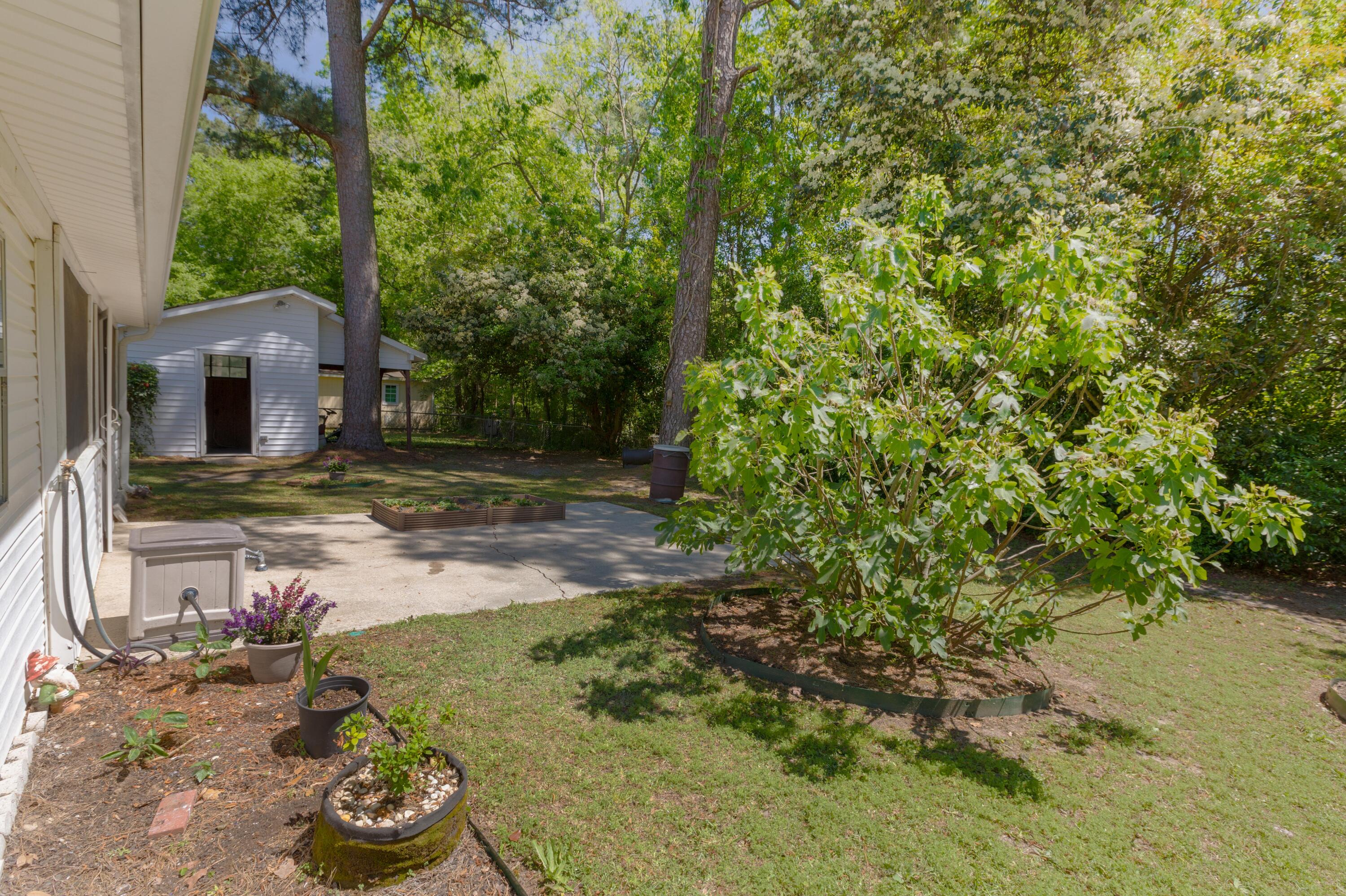 700 Beech Hill Road Summerville, SC 29485 - Photo 34 of 34 700_Beech_Hill_Rd_Brett_Martin_Photograp