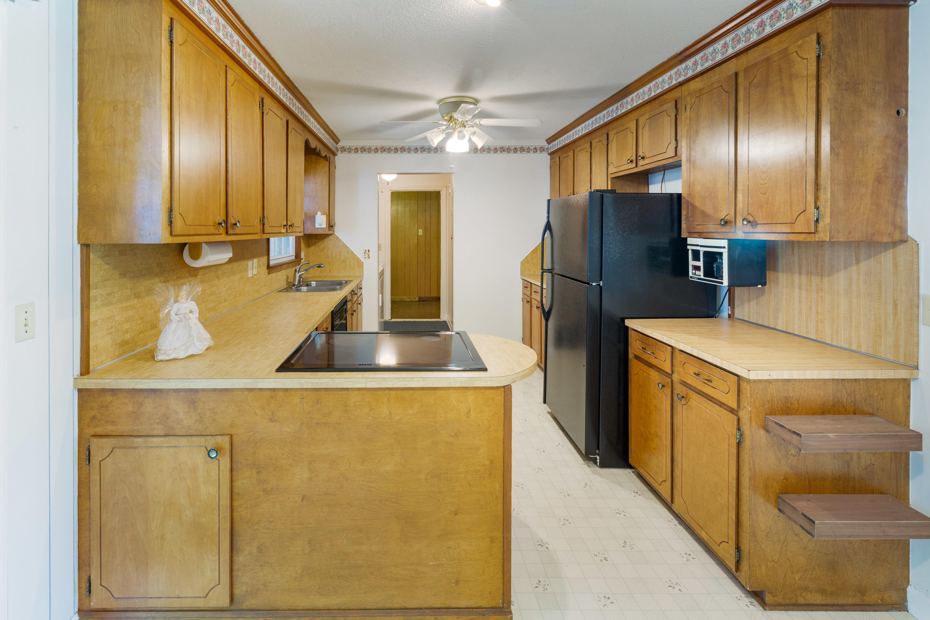 700 Beech Hill Road Summerville, SC 29485 - Photo 6 of 34 700_Beech_Hill_Rd_Brett_Martin_Photograp