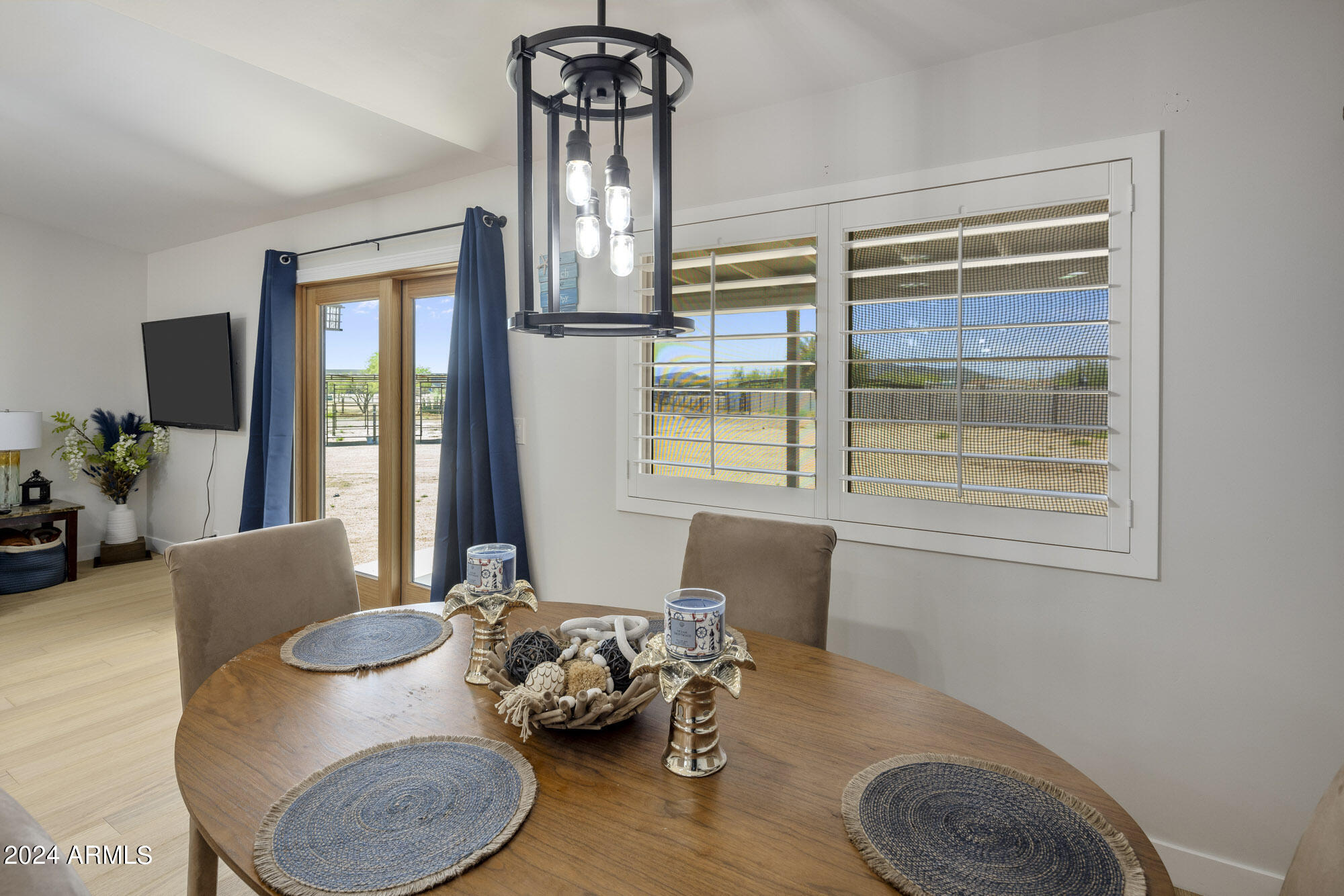 1505 East Cloud Road Phoenix, AZ 85086 - Photo 6 of 34 D46A3256