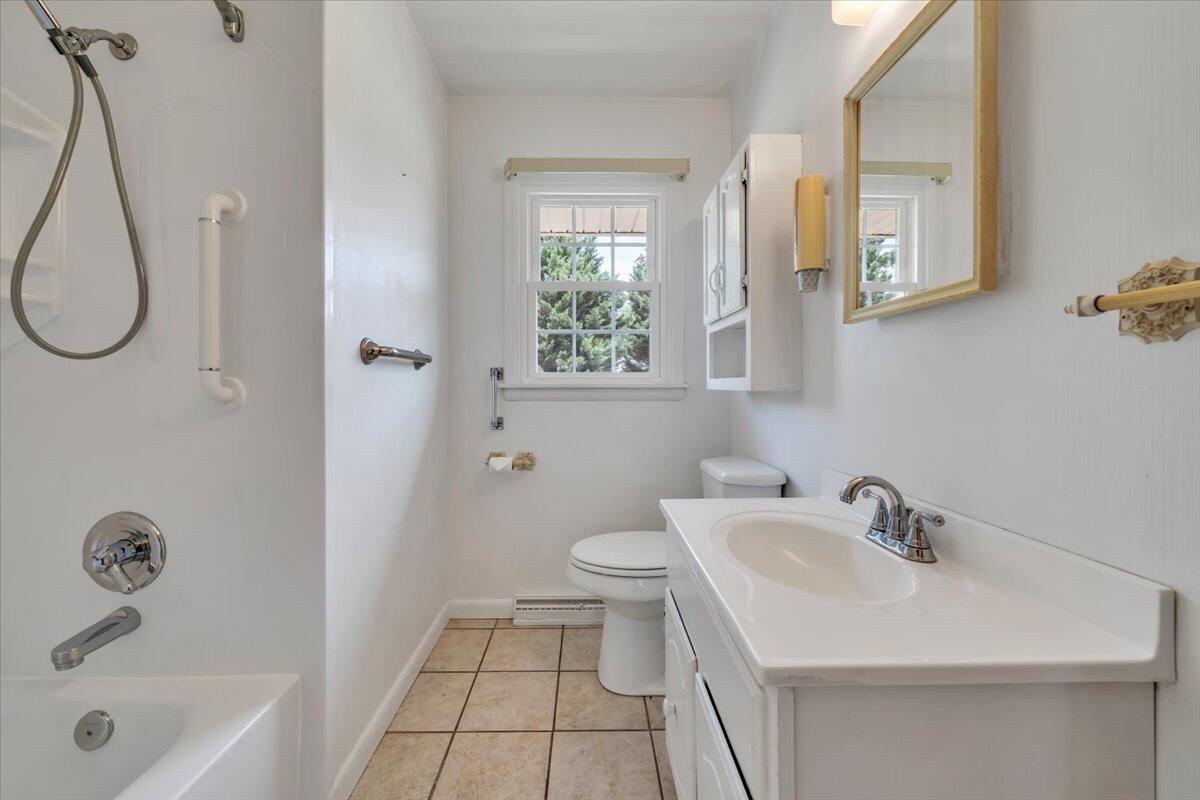 409 Decatur Circle Salem, VA 24153 - Photo 22 of 47 22-MIB06315