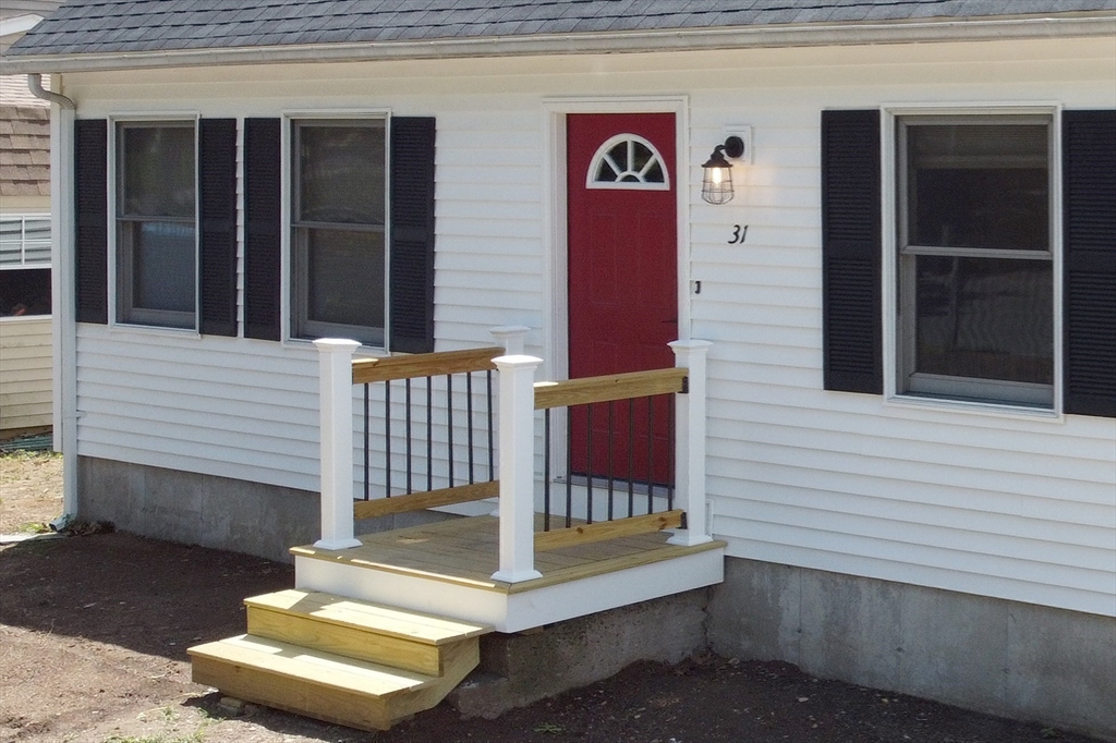31 Crawford Circle Springfield, MA 01108 - Photo 34 of 41