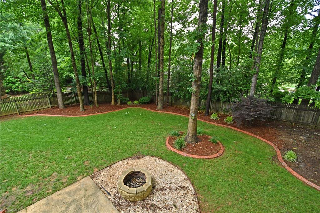 4856 Hearthstone Road Clemmons, NC 27012 - Photo 28 of 30 Fenced Backyard