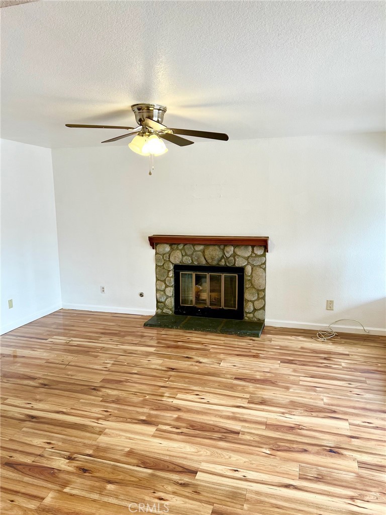 1119 West Morgan Street Rialto, CA 92376 - Photo 6 of 26 Family Room