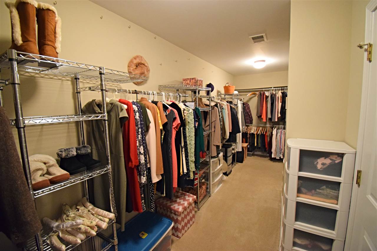 9050 Raspberry Lane Cordova, TN 38016 - Photo 14 of 25 Gallery Image 14