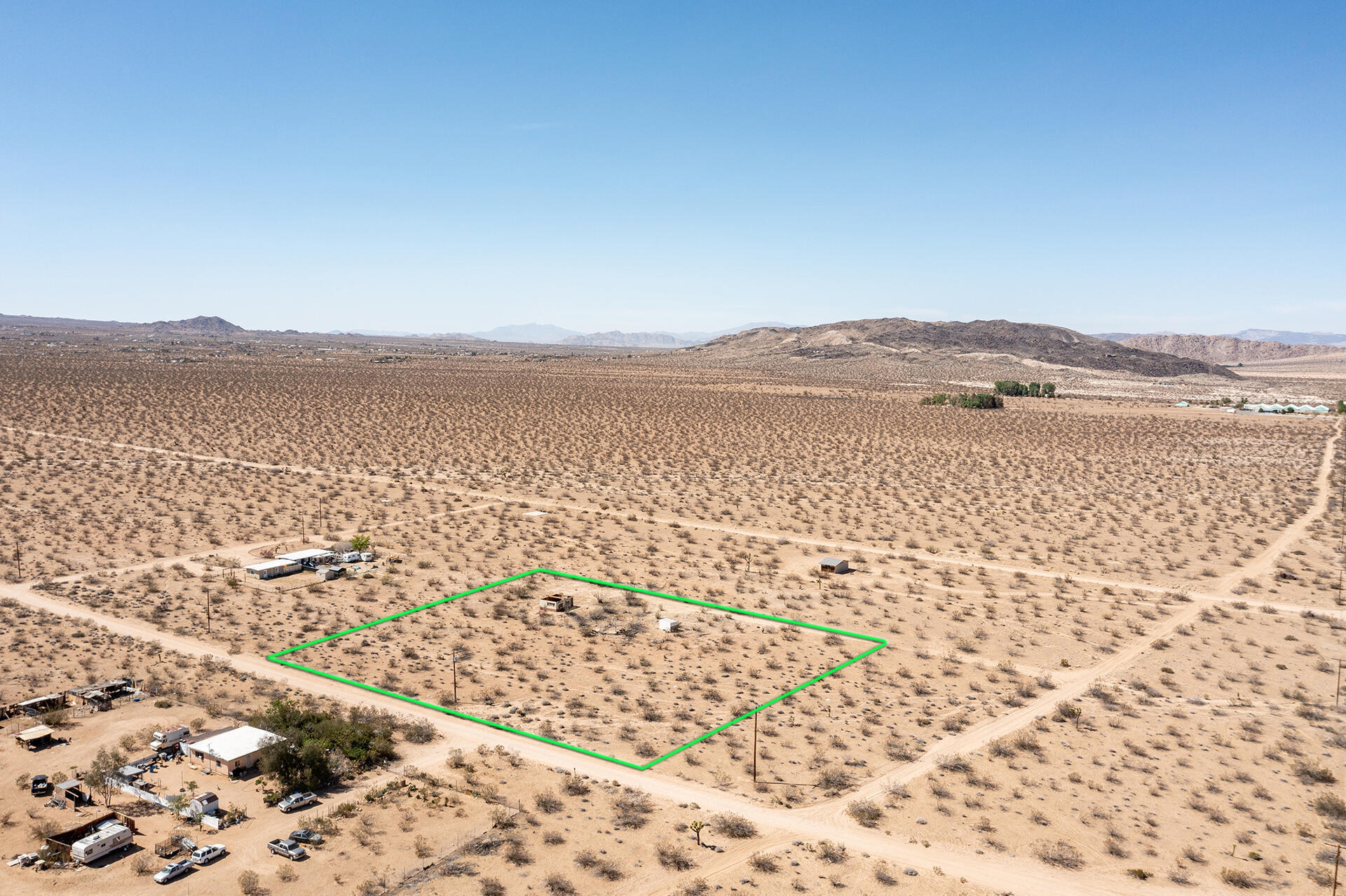 57628 Pine Street Landers, CA 92285 - Photo 19 of 25 a view of an ocean