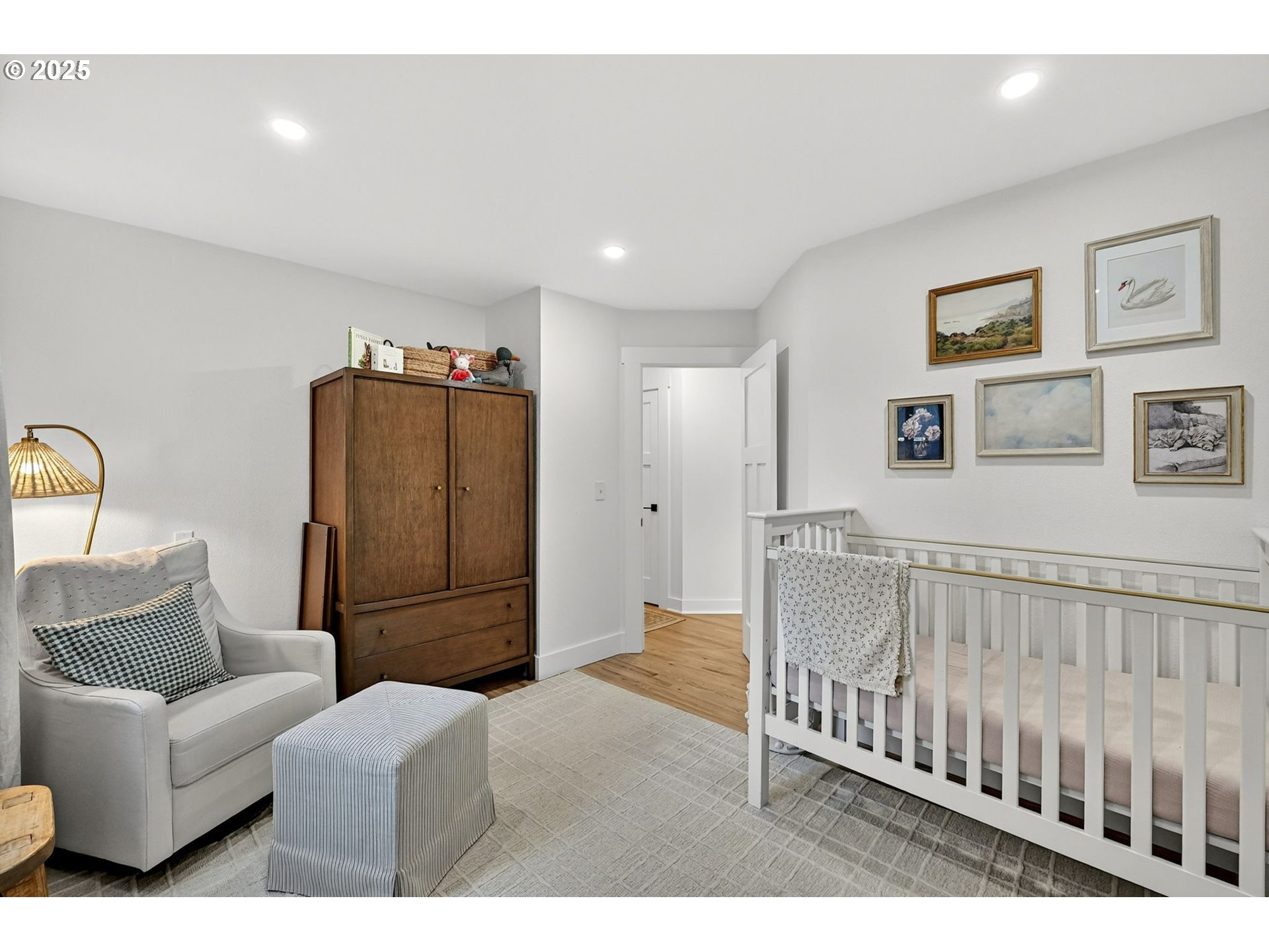 13162 Northwest McNamee Road Portland, OR 97231 - Photo 28 of 48 a living room with furniture