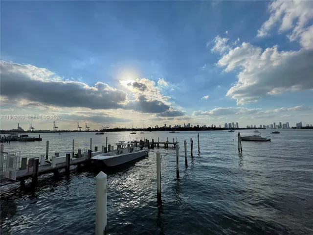 $3,450 | 1000 West Avenue, Unit 503, Miami Beach, FL 33139