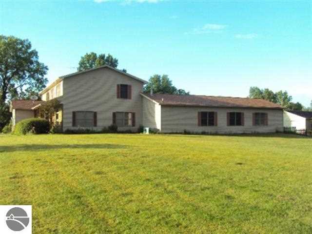 4364 North State Road Alma, MI 48801 - Photo 38 of 45 1747429-37.JPG