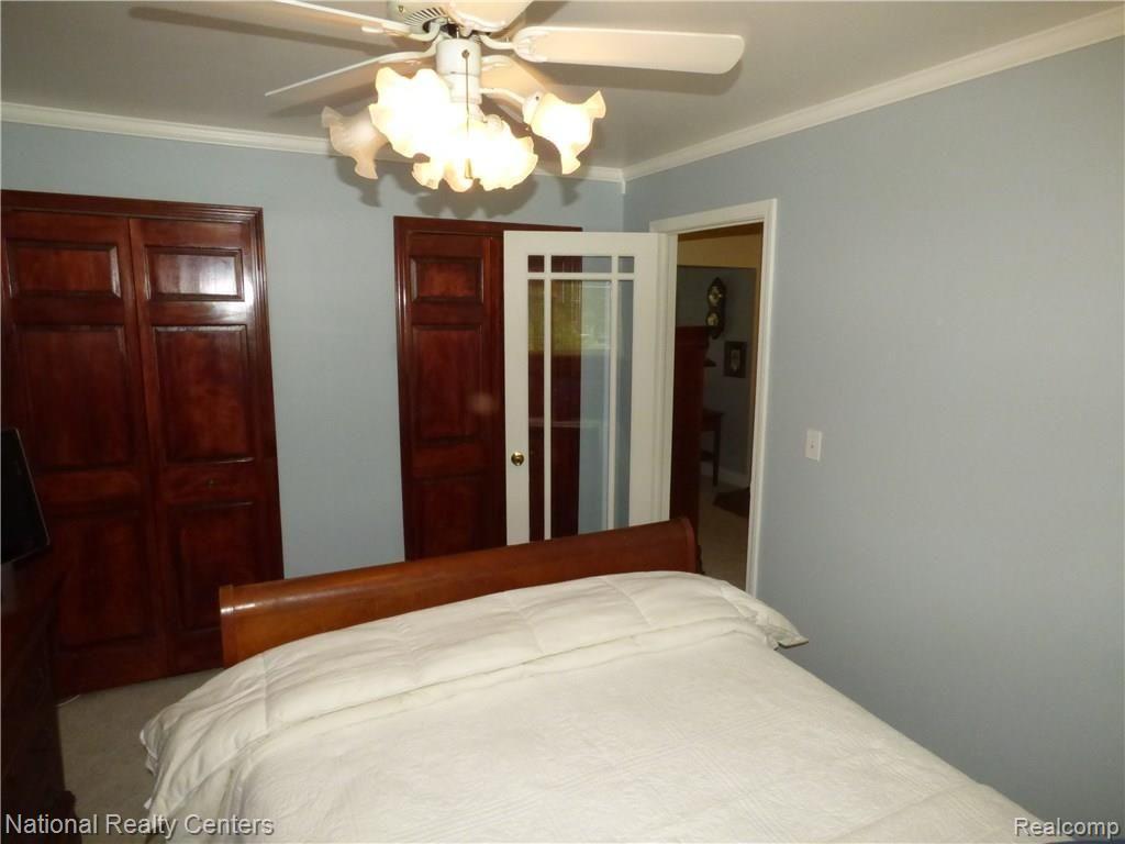 2859 East Maple Road, Unit 16 Birmingham, MI 48009 - Photo 7 of 9