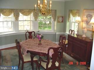 194 Lakeside Road Ardmore, PA 19003 - Photo 3 of 6