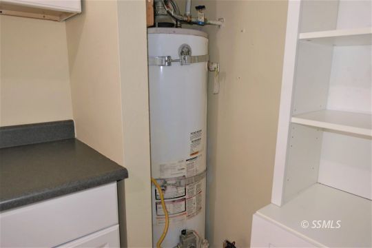 1337 Porter Street Ridgecrest, CA 93555 - Photo 10 of 25