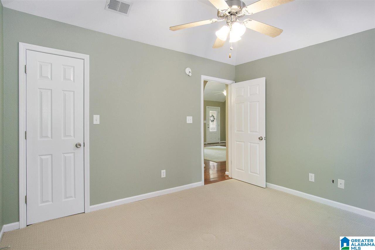 162 Silverstone Lane Alabaster, AL 35007 - Photo 22 of 33 Gallery Image 22