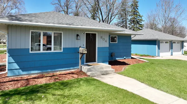 $235,000 | 804 9th Street South, Olivia, MN 56277