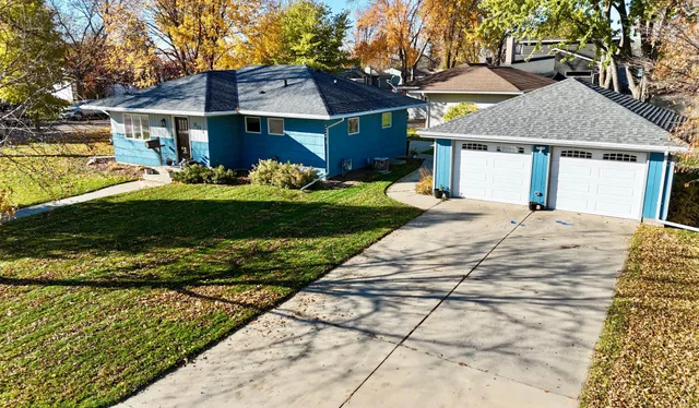 $240,000 | 804 9th Street South, Olivia, MN 56277