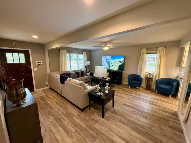 $235,000 | 804 9th Street South, Olivia, MN 56277