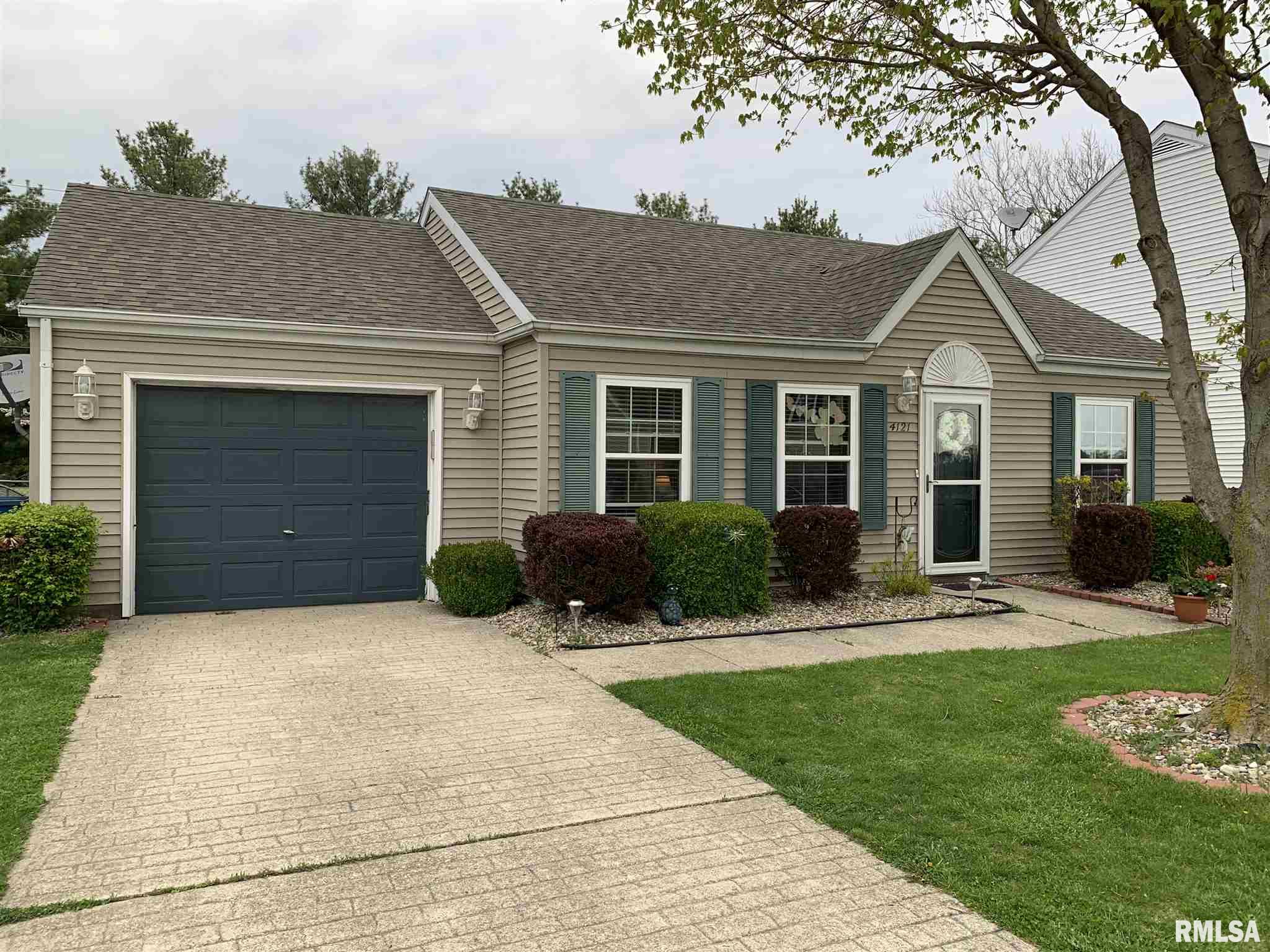 4121 McCormick Drive Springfield, IL 62707 - Photo 1 of 23
