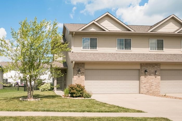 227 South Park Ridge Road North Liberty, IA 52317 - Photo 1 of 15 Gallery Image 1