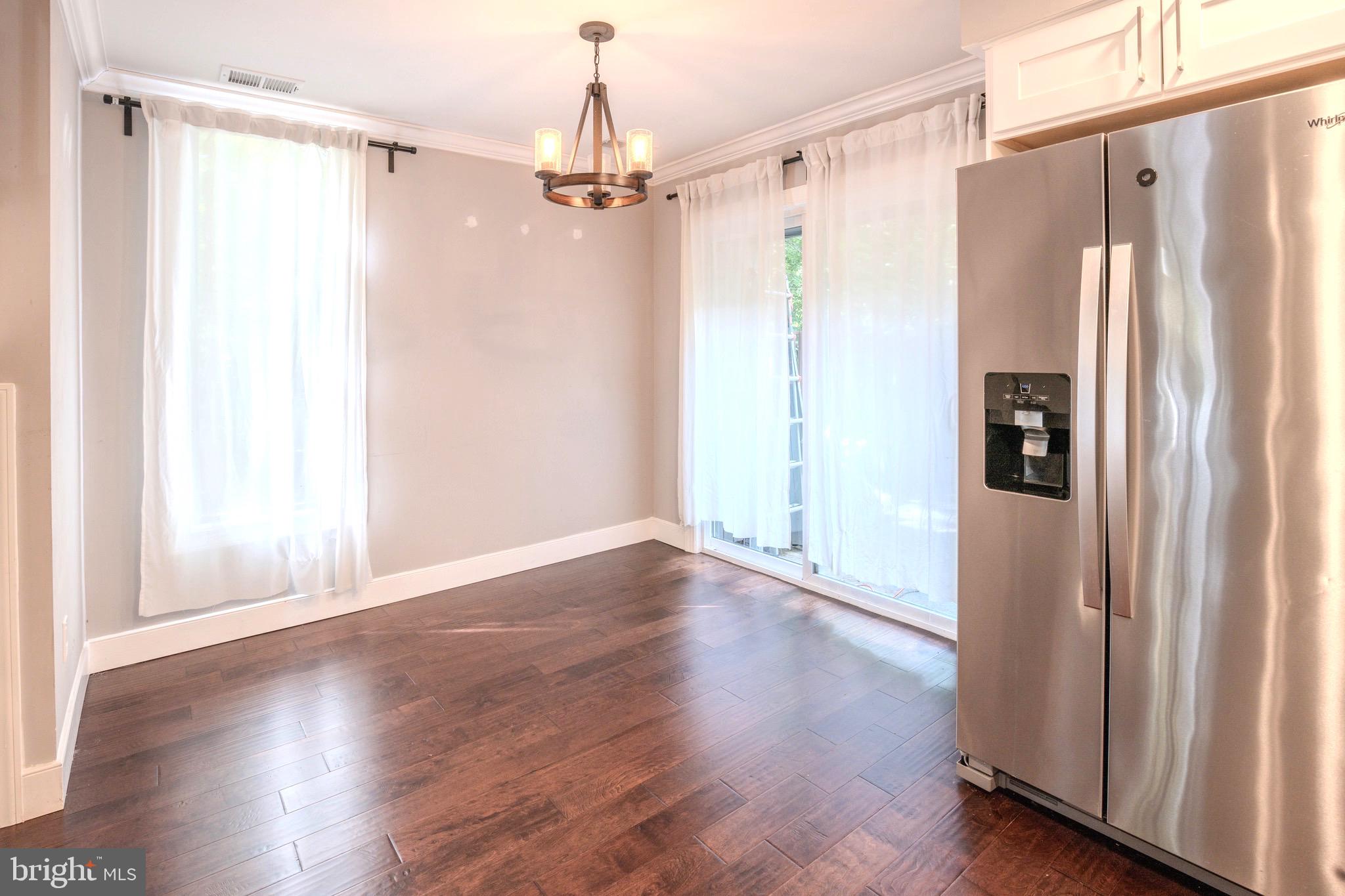 12138 Captiva Court Reston, VA 20191 - Photo 6 of 20
