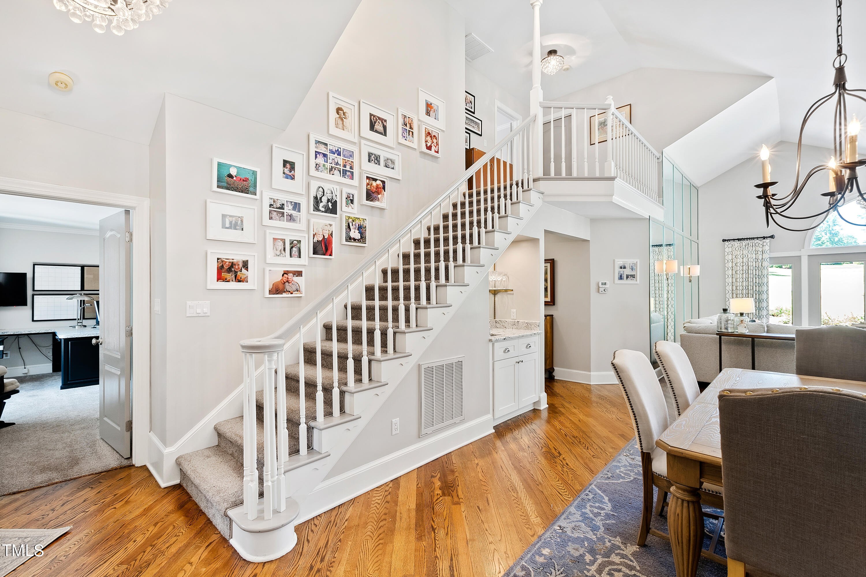 1605 Quaker Ridge Point Raleigh, NC 27615 - Photo 10 of 54 Dinng 3