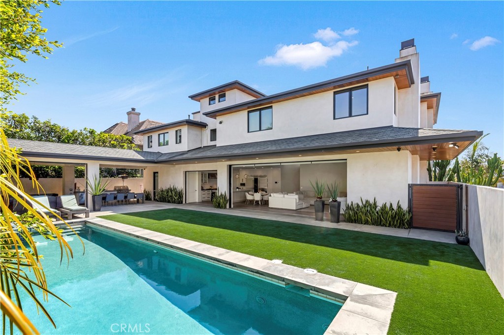 660 Kings Road Newport Beach, CA 92663 - Photo 10 of 41