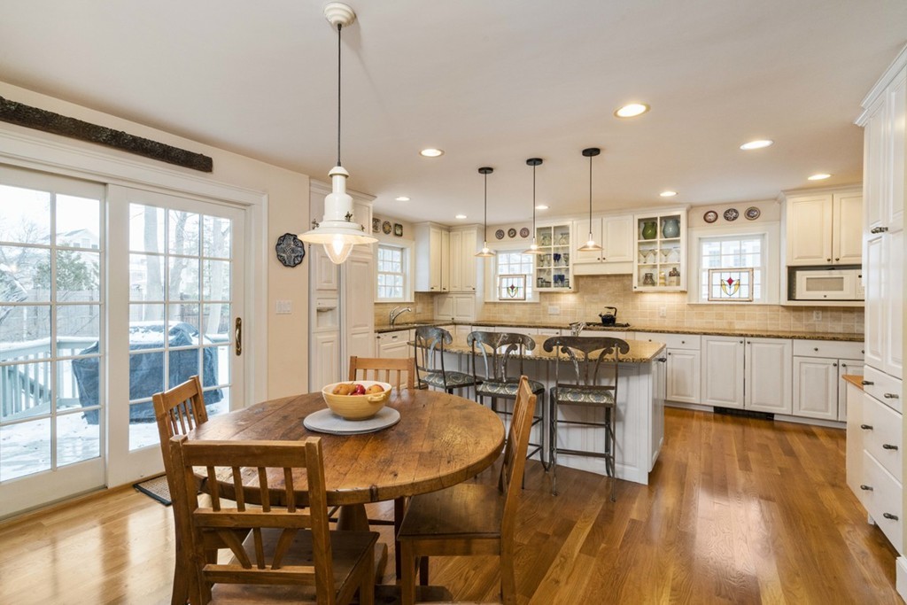 20 Vine Brook Road Lexington, MA 02421 - Photo 2 of 22