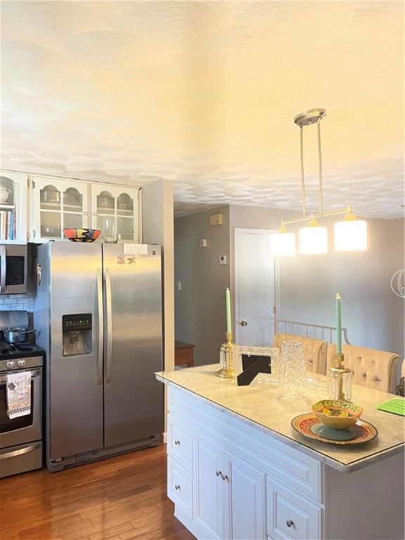 14 Greenview Road Cranston, RI 02920 - Photo 8 of 42 Gallery Image 8