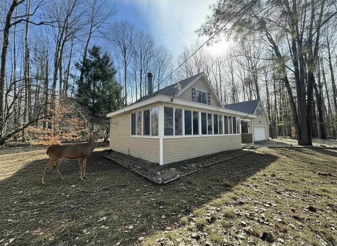 8420 East Stockwell Road Harrison, MI 48625 - Photo 2 of 31