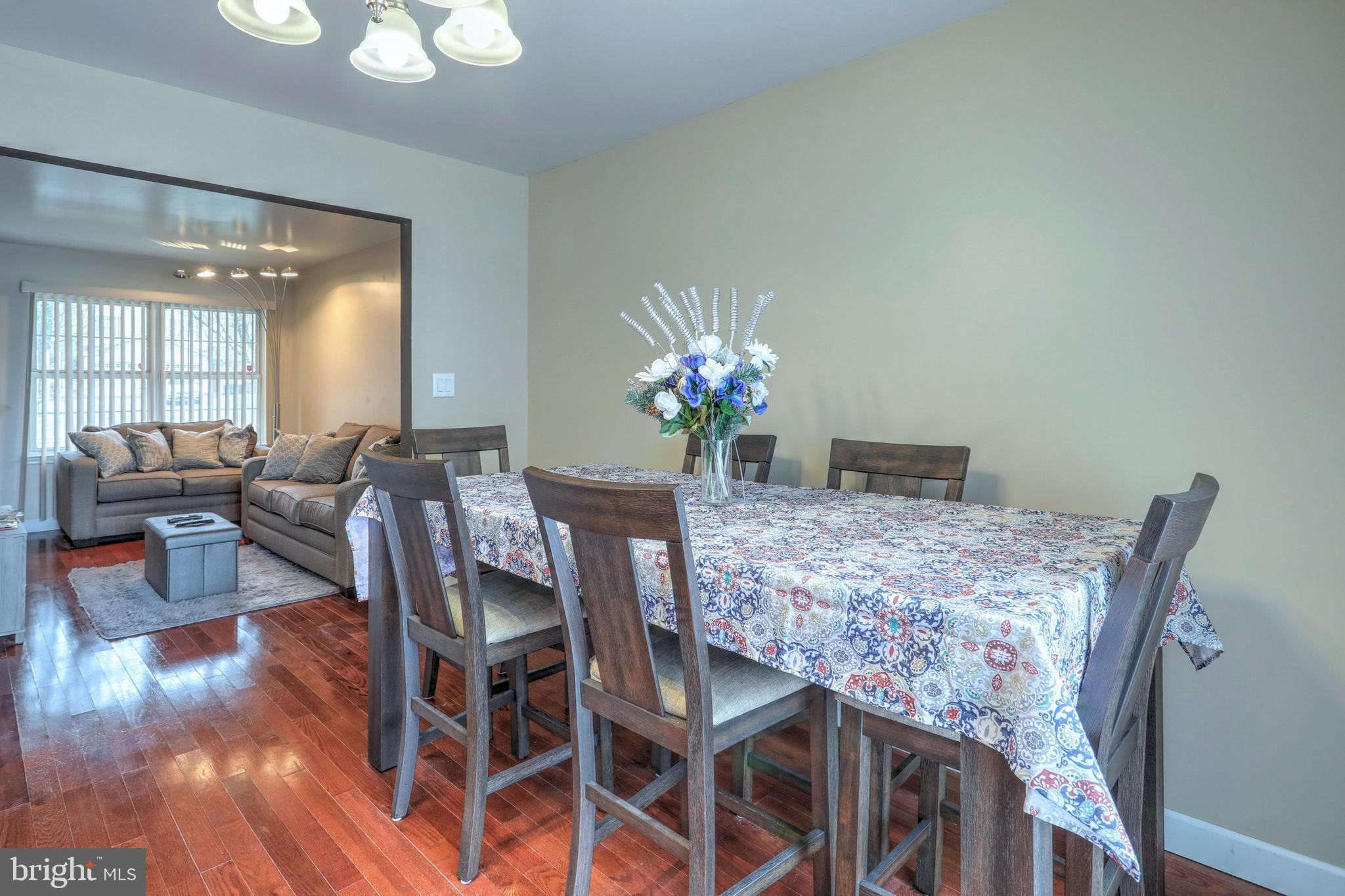 2823 Robin Road York, PA 17404 - Photo 10 of 22 Gallery Image 10