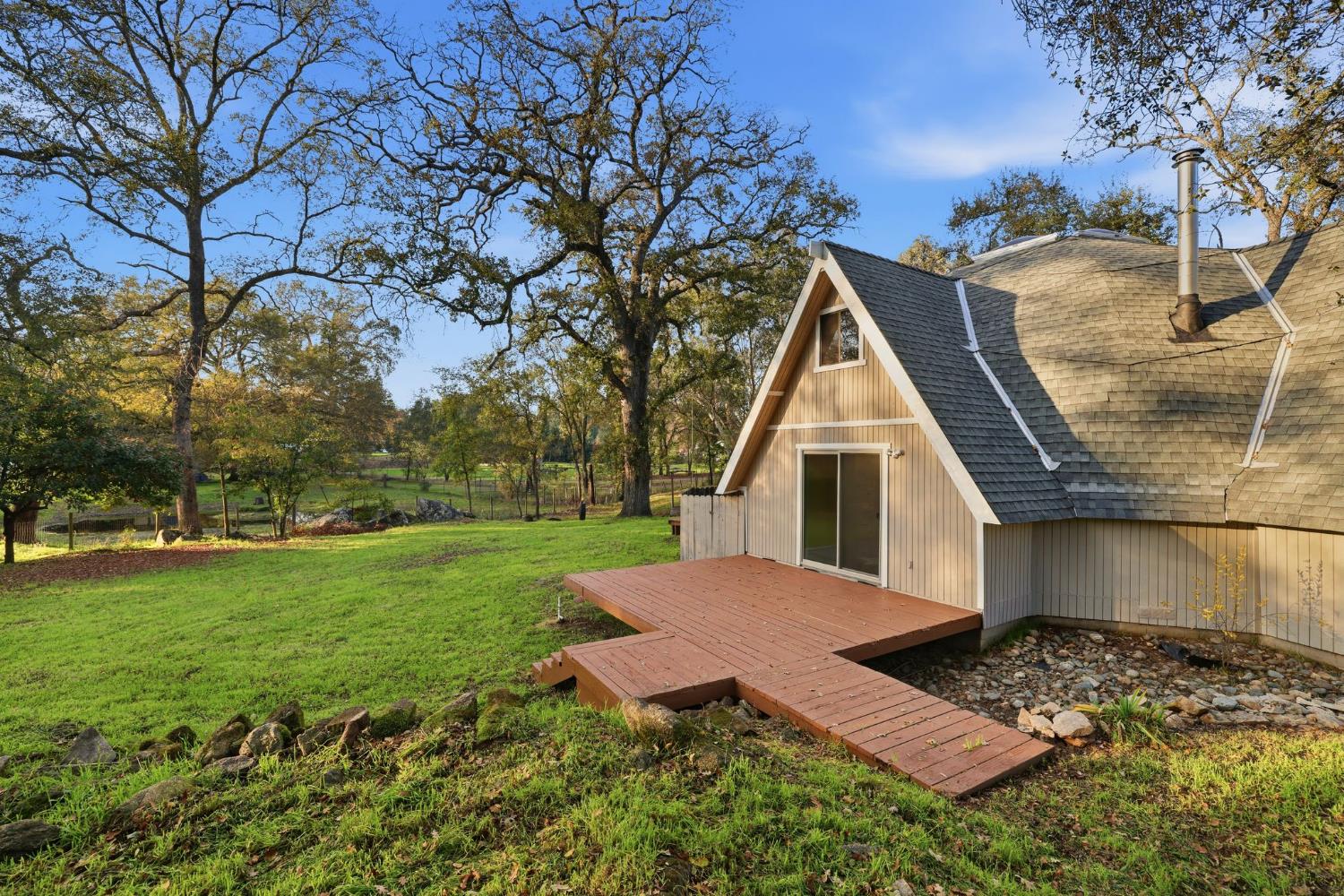7890 Boren Lane Granite Bay, CA 95746 - Photo 49 of 96 a view of a house with a yard