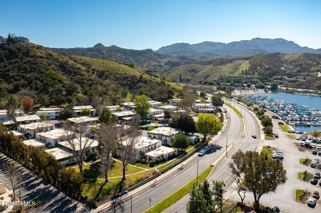 $699,000 | 3628 Summershore Lane, Westlake Village, CA 91361