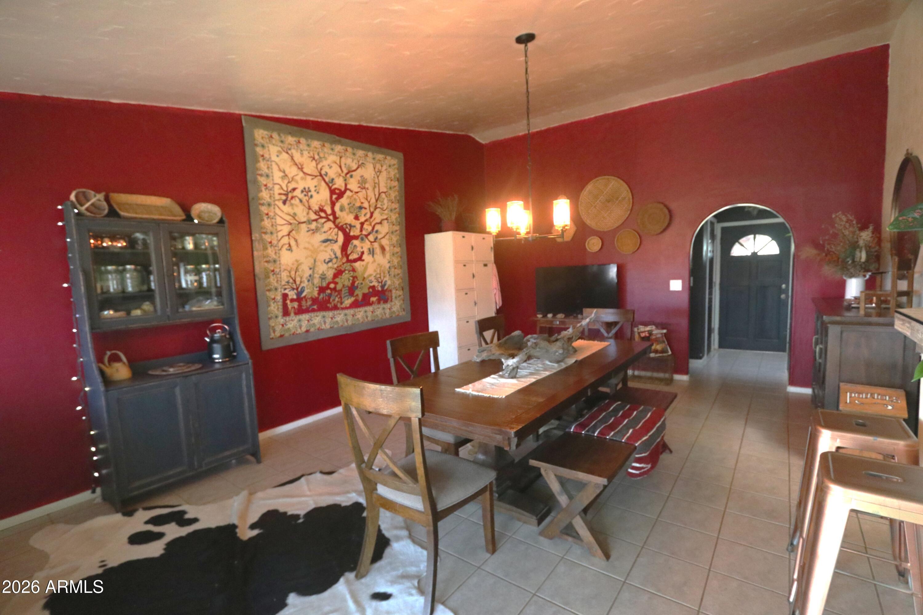 11870 Fort Grant Road Willcox, AZ 85643 - Photo 6 of 44 a view of a livingroom with furniture and window