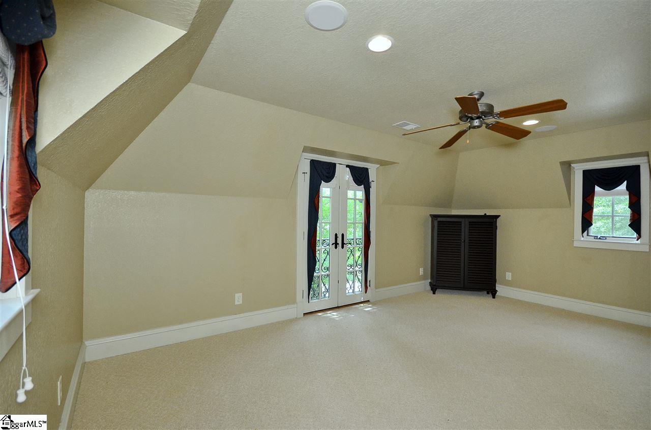211 Knightsridge Road Travelers Rest, SC 29690 - Photo 9 of 18 Gallery Image 9