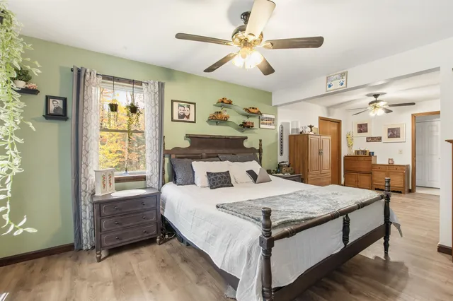 $399,990 | 2016 Hinman Settler Road, Newport, VT 05855