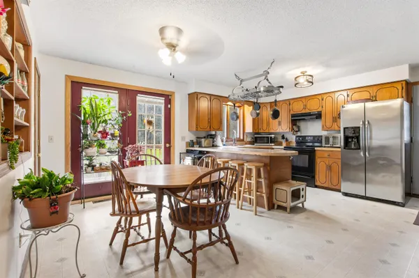 $399,990 | 2016 Hinman Settler Road, Derby, VT 05855