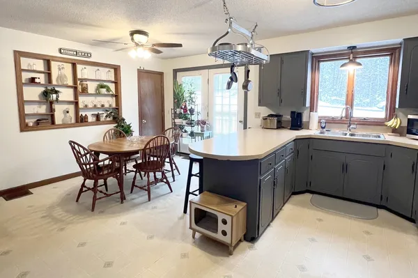 $399,990 | 2016 Hinman Settler Road, Derby, VT 05855