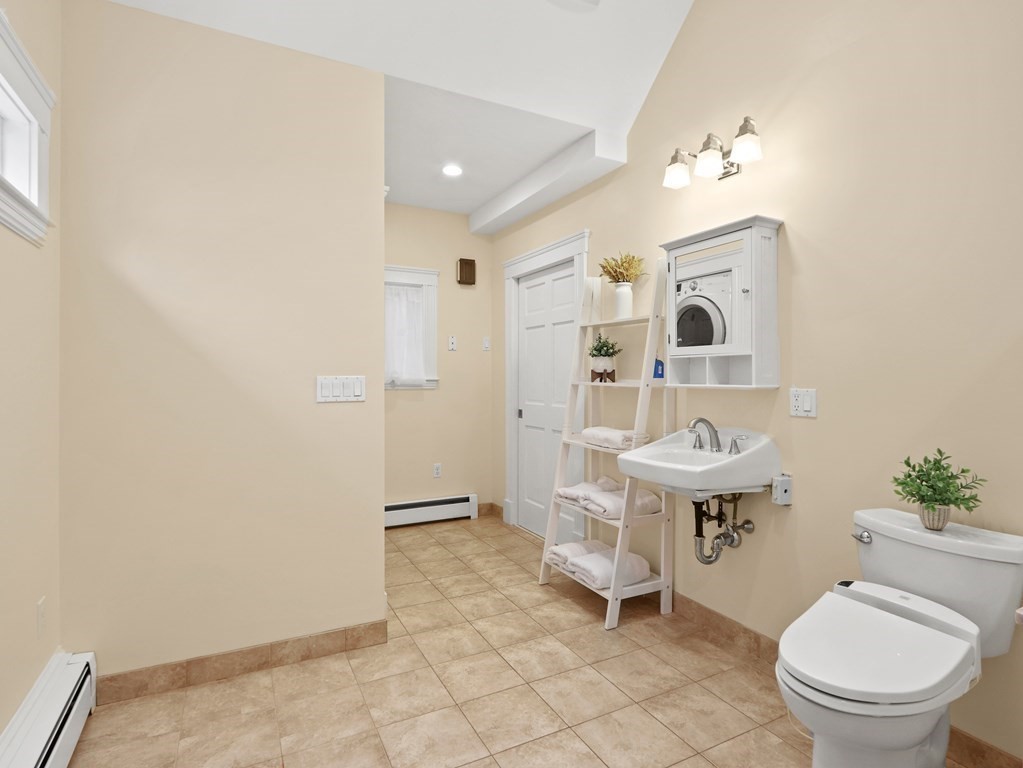 52 Bennett Street Boston, MA 02135 - Photo 11 of 33