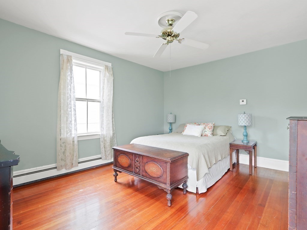 52 Bennett Street Boston, MA 02135 - Photo 16 of 33