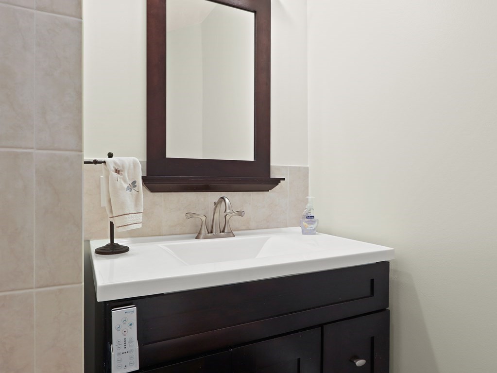 52 Bennett Street Boston, MA 02135 - Photo 21 of 33