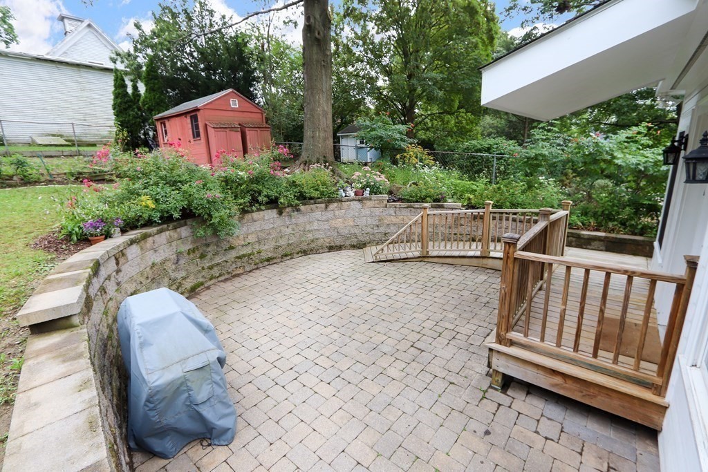 52 Bennett Street Boston, MA 02135 - Photo 27 of 33