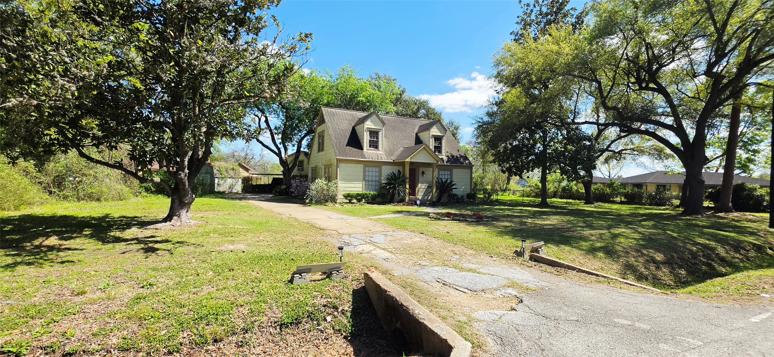 8548 Findlay Street Houston, TX 77017 - Photo 1 of 22