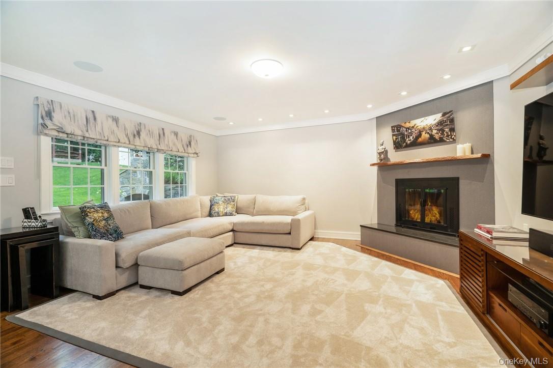 10 Loewen Court Rye, NY 10580 - Photo 14 of 35