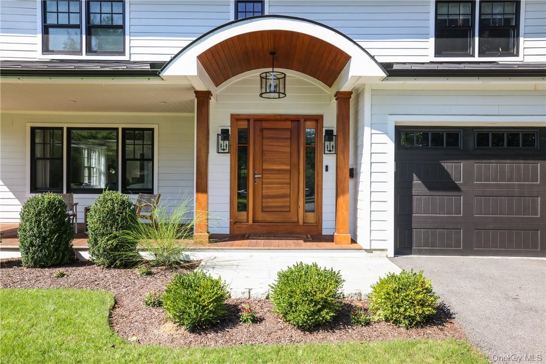10 Loewen Court Rye, NY 10580 - Photo 2 of 35
